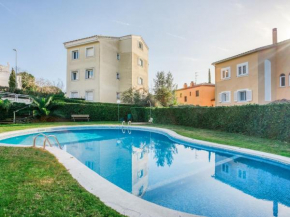 Nice apartment in S Agar with pool
